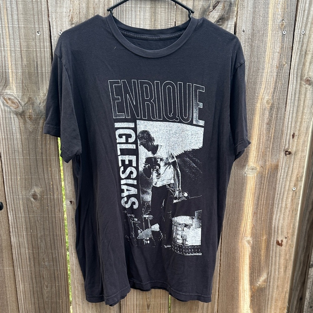 Vintage Tultex Enrique Iglesias Graphics T-shirt Mens Medium Black Cotton